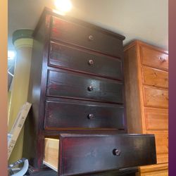 5 drawers dresser / Five drawers dresser