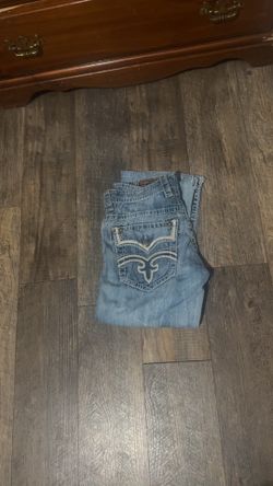 Babyblue rock rivals