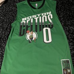 Celtics NBA Boston jersey Jayson Tatum men’s size small 20$ Franklin Park Illinois pick up only 