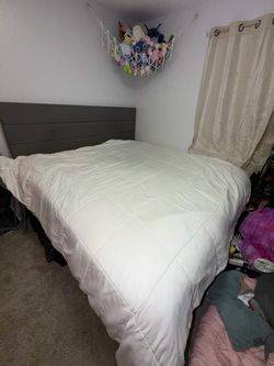 Queen bed with base board moving out sale