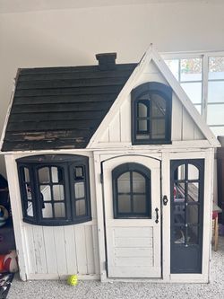 Kidkraft playhouse