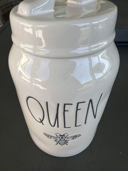 Rae Dunn “Queen” Canister 