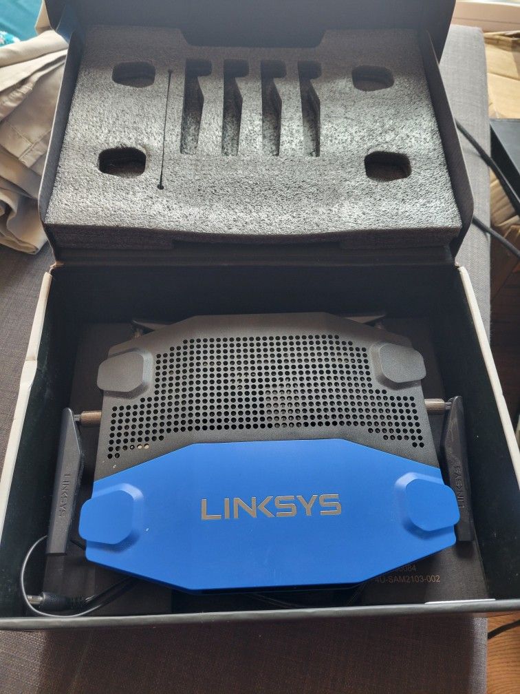 Linksys WRT 1900ACS Wireless Router