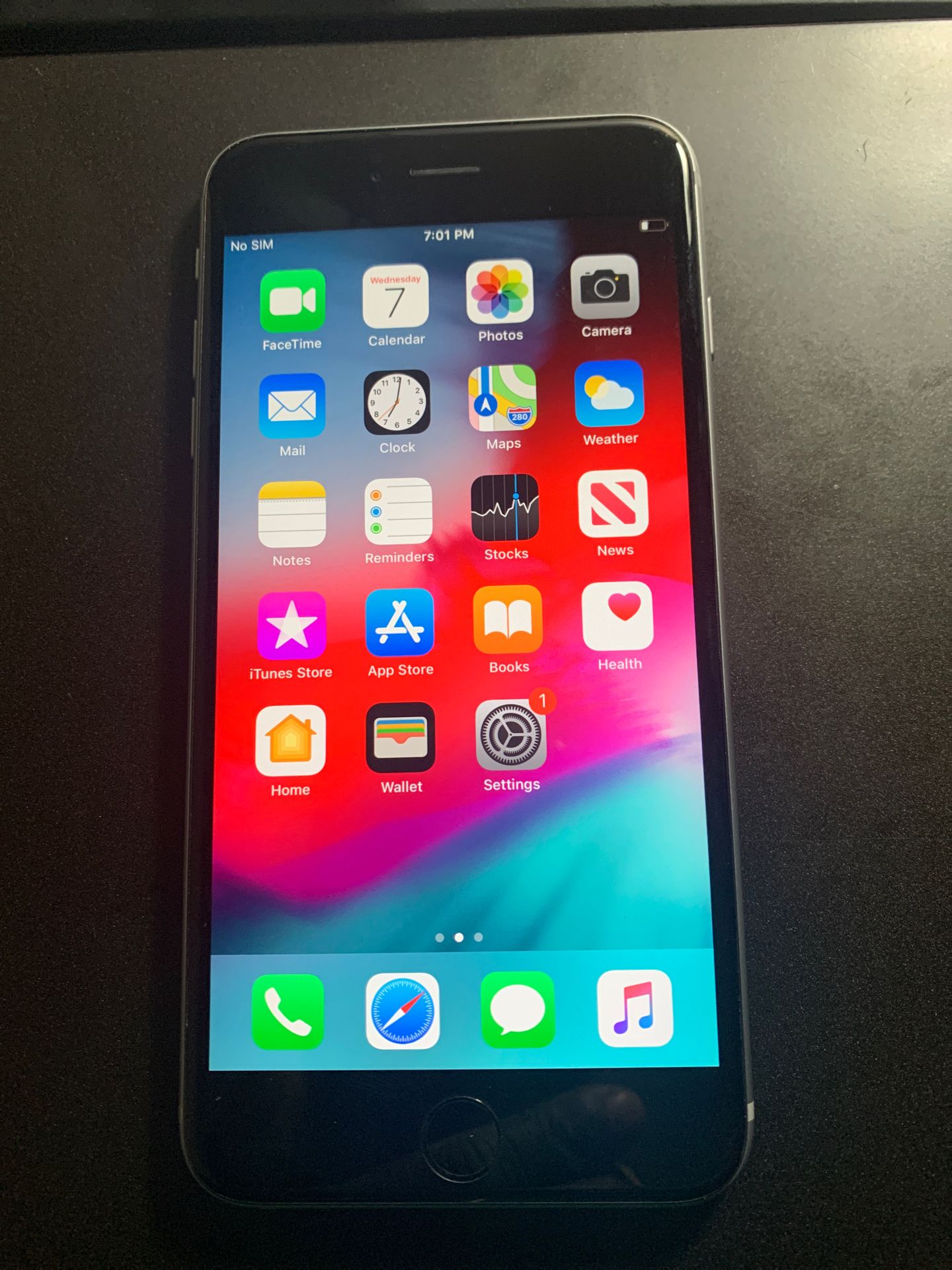iPhone 6s Plus 32gb unlocked ready for use in and outside USA