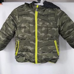 OshKosh B’gosh Boys Camo Puffer Jacket 4T