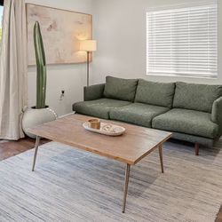Pottery Barn Coffee Table 