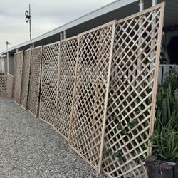 Magnificas Rejillas Para Patio Y Jardín Miden  4x8 Pies Con Marco  Muy Resistentes 