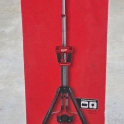 M18 And M12 Milwaukee Tools 