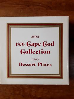 Avon 1876 dessert plates, set of 4