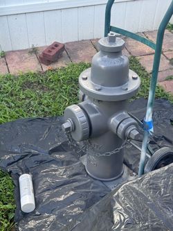 Fire hydrant decore