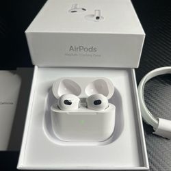 BRAND NEW  Sealed AIR PODS GEN 3 on sale SED ME OFFER
