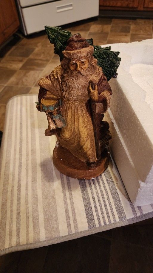 Brand New Vintage Porcelain Antique Santa Figurine