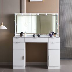 Makeup Vanity with Lighted Mirror & Charging Station 