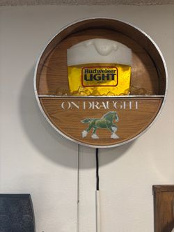 Budweiser Light On Draught Lighted Bar Sign