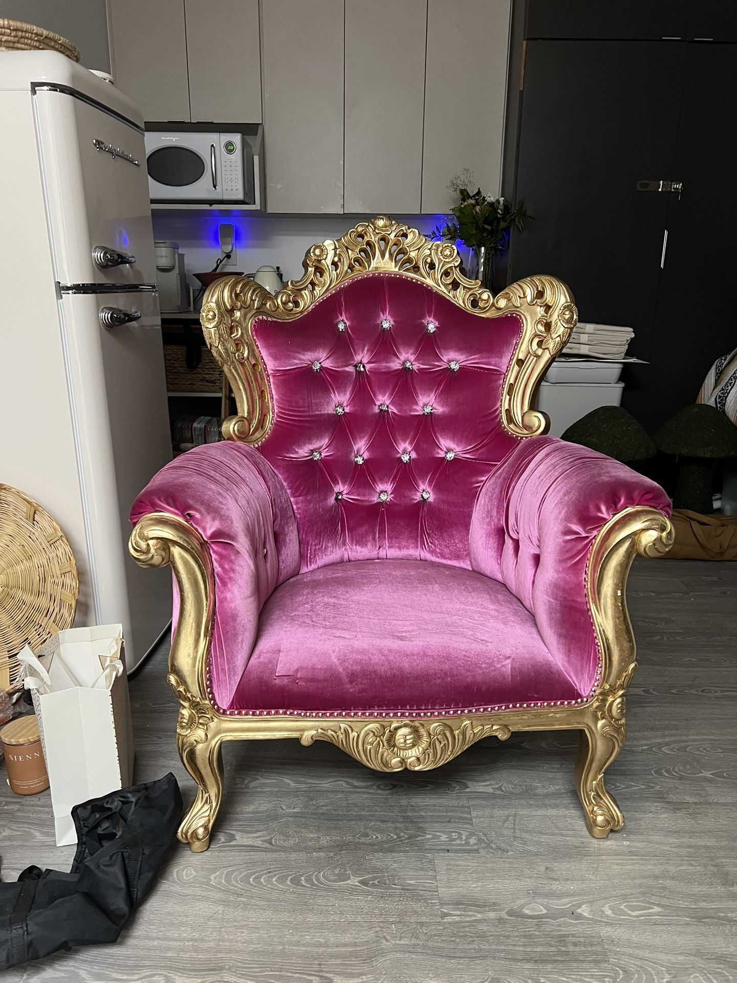 Vintage Throne