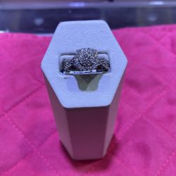 14KT White Gold Diamond Ring 