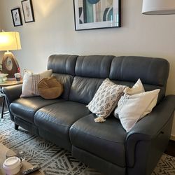 Leather Sofa With Recliner 