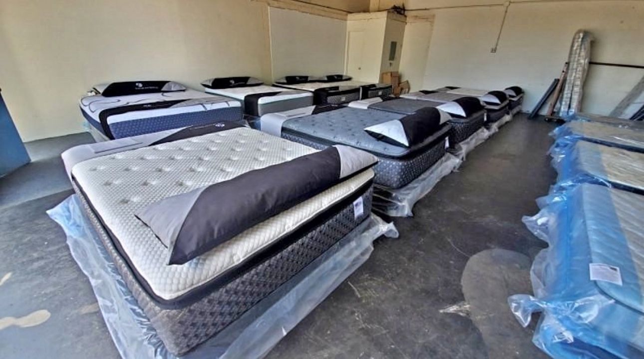 Mattress Discounts!! Clearance Prices!! Sale is On Fire!!