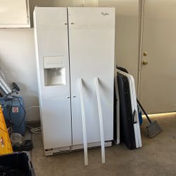 Whirlpool Refrigerator 