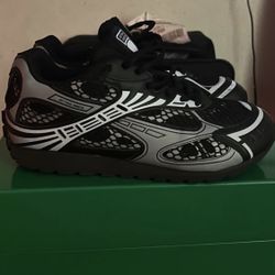  Bottegas veneta orbits black