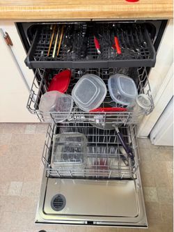 Whirlpool Dishwasher