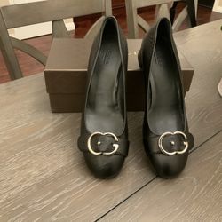Shoes/ Gucci