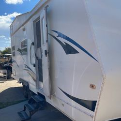Toy Hauler 