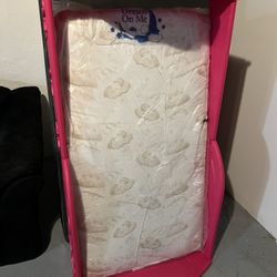 Old Tv And Toddler Bed
