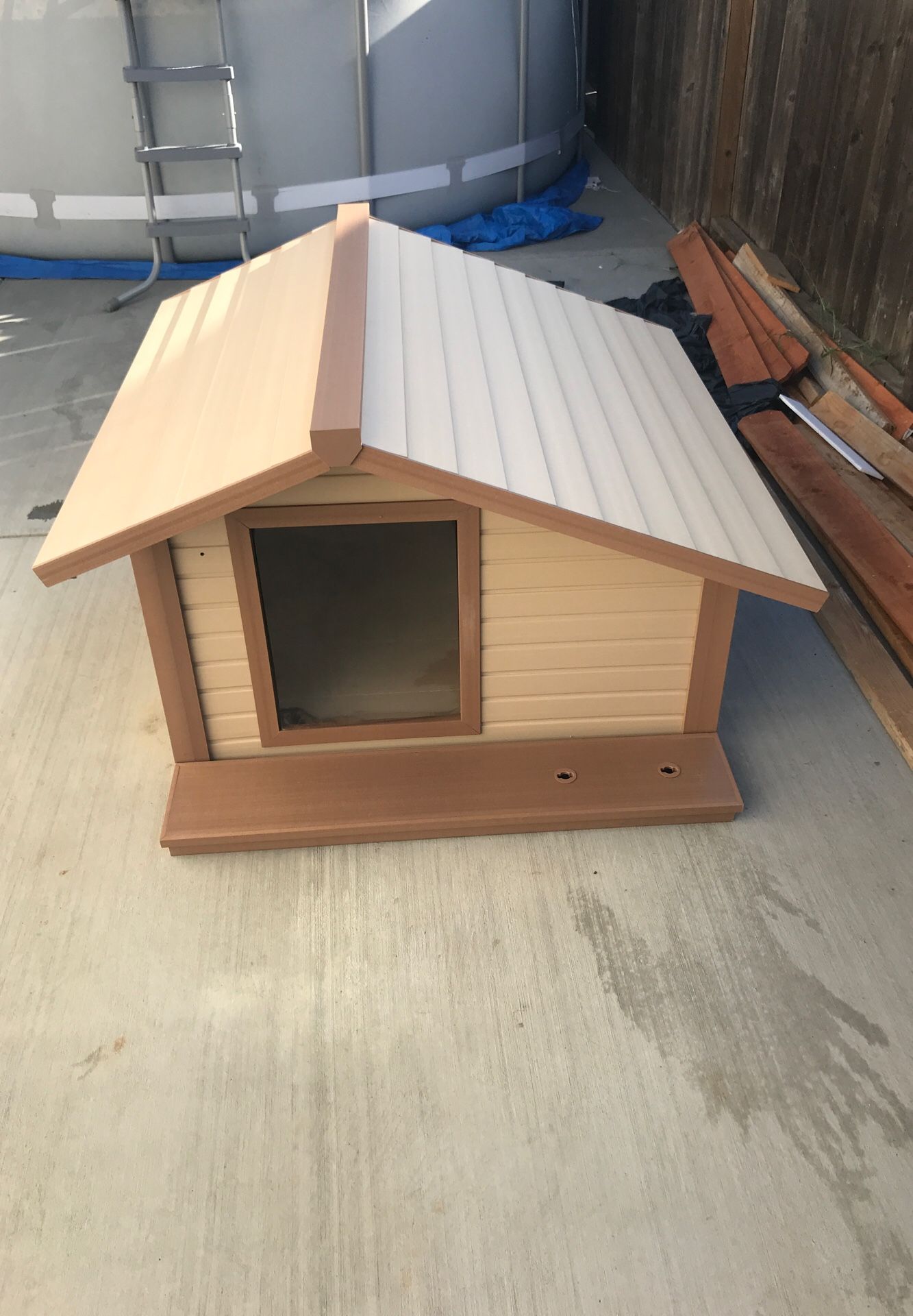 Dog house