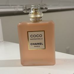 Chanel coco Mademoiselle Paris💕🍷