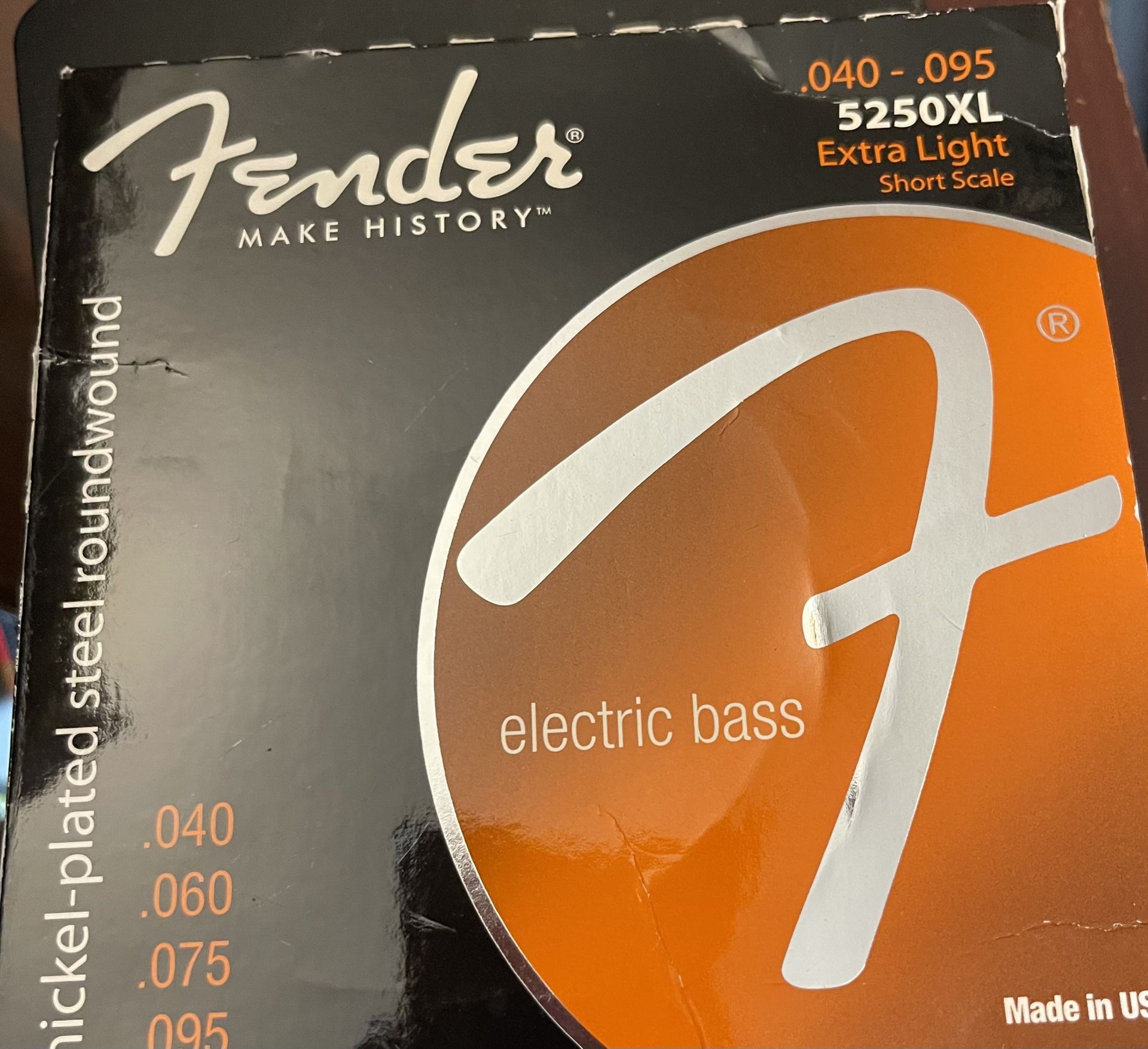 Genuine Fender® Super 5250XL Extra Light Short Scale Bass Strings 073-5250-402