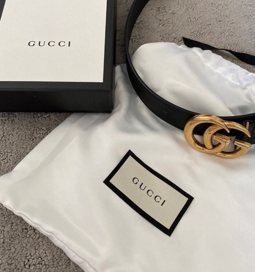 GUCCI Leather Belt Black with Double G Buckle