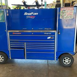 Snap On Tool Box  Racing Series 4wheel Brakes 
