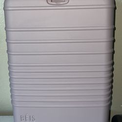 Beis Atlas Pink Carry On Roller 