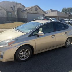 2010 Prius Runs And Drive Well 
