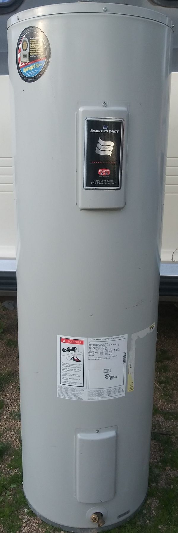 Bradford White Water Heater for Sale in Phoenix, AZ OfferUp