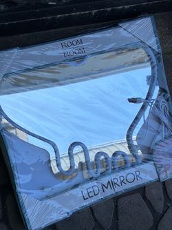 Room2Room LED Mirror