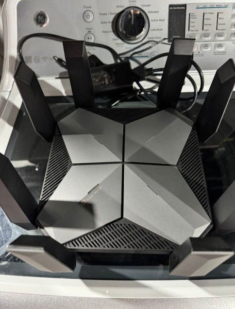 Tp Link Archer Axe300 WiFi 6e Router