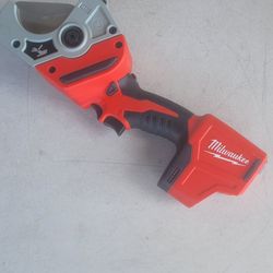 Milwaukee M12 Plastic Pipe Shear Tool Only!!!