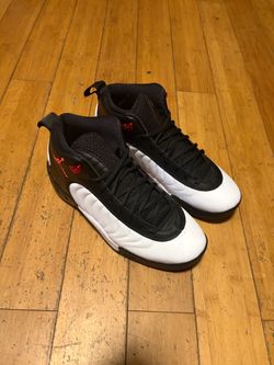 Size 10 Jordan Jumpman Pro "Bulls" (DN3686-061) basketball sneakers featuring a white and black leather upper with university red accents.