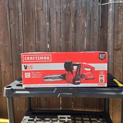 Craftsman 10in Chainsaw Battery And Charger 