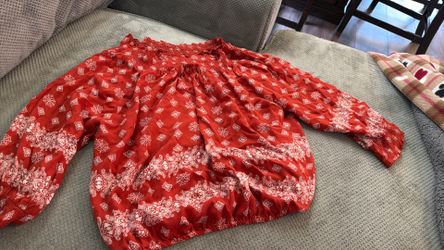 Women’s blouse