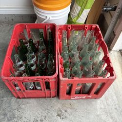 2 Cajas De Envases De Coca