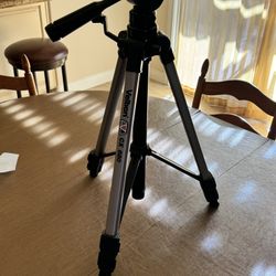 Velbon tripod model CX680, with pan head and spirit level