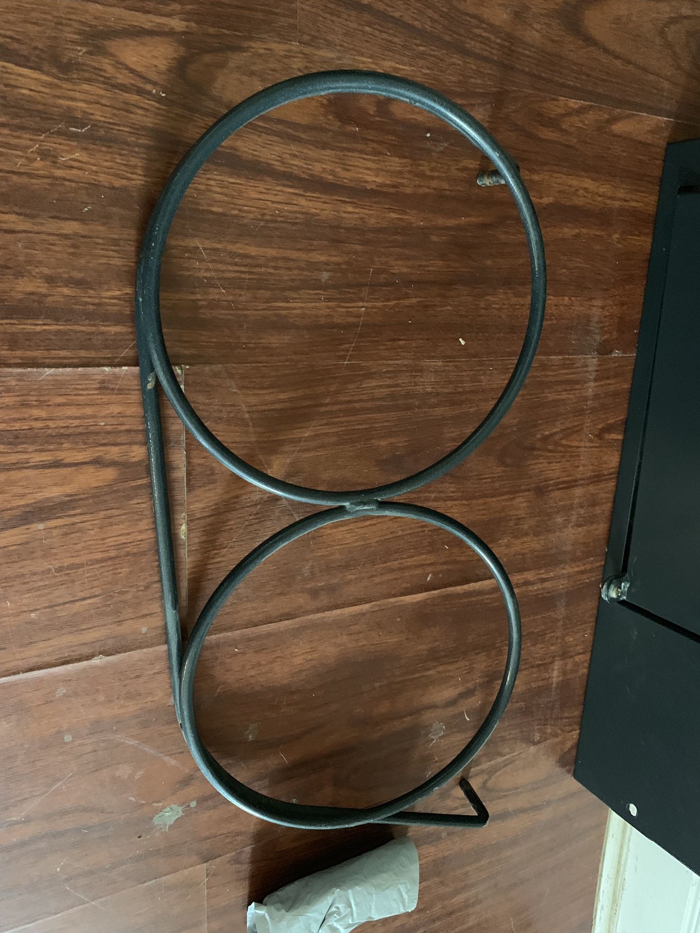 Retriever dog kennel rotating feeder for Sale in Austin, TX OfferUp