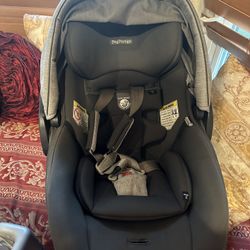 Peg Perego Infant Seat And Base