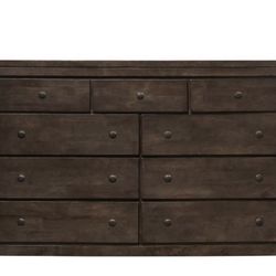 Ashton Hills 9-Drawer Dresser
