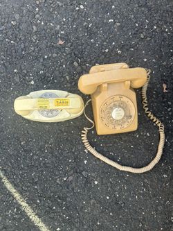 Phones Vintage As Is 10.00 For 2