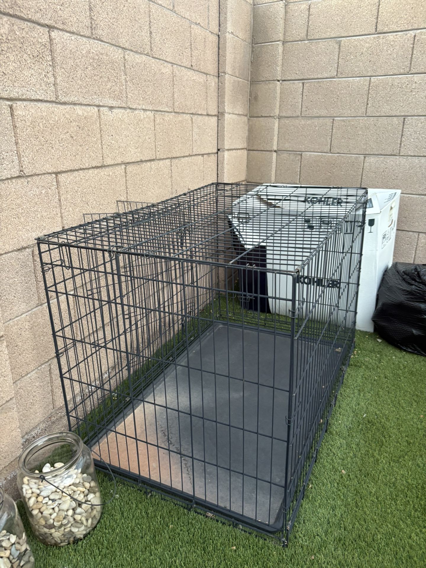 Large Black Dog Kennel