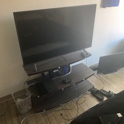 Samsung 58” :Smart Tv  Class 7 Series LED 4K UHD With Tv Stand